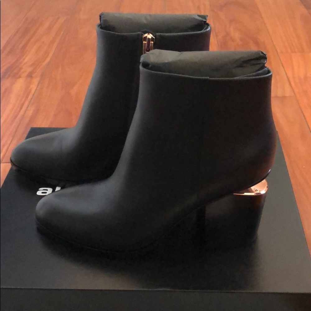 Brand new Alexander Wang gabi ankle boots